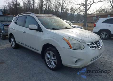 2013 Nissan Rogue Sv z USA, uszkodzony, nr VIN JN8AS5MV6DW646863